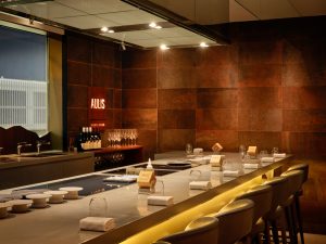 Aulis HK 89378937 small