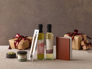 Nkc SRHOME Christmas Hampers2024 Our Farm Tote Landscape copy