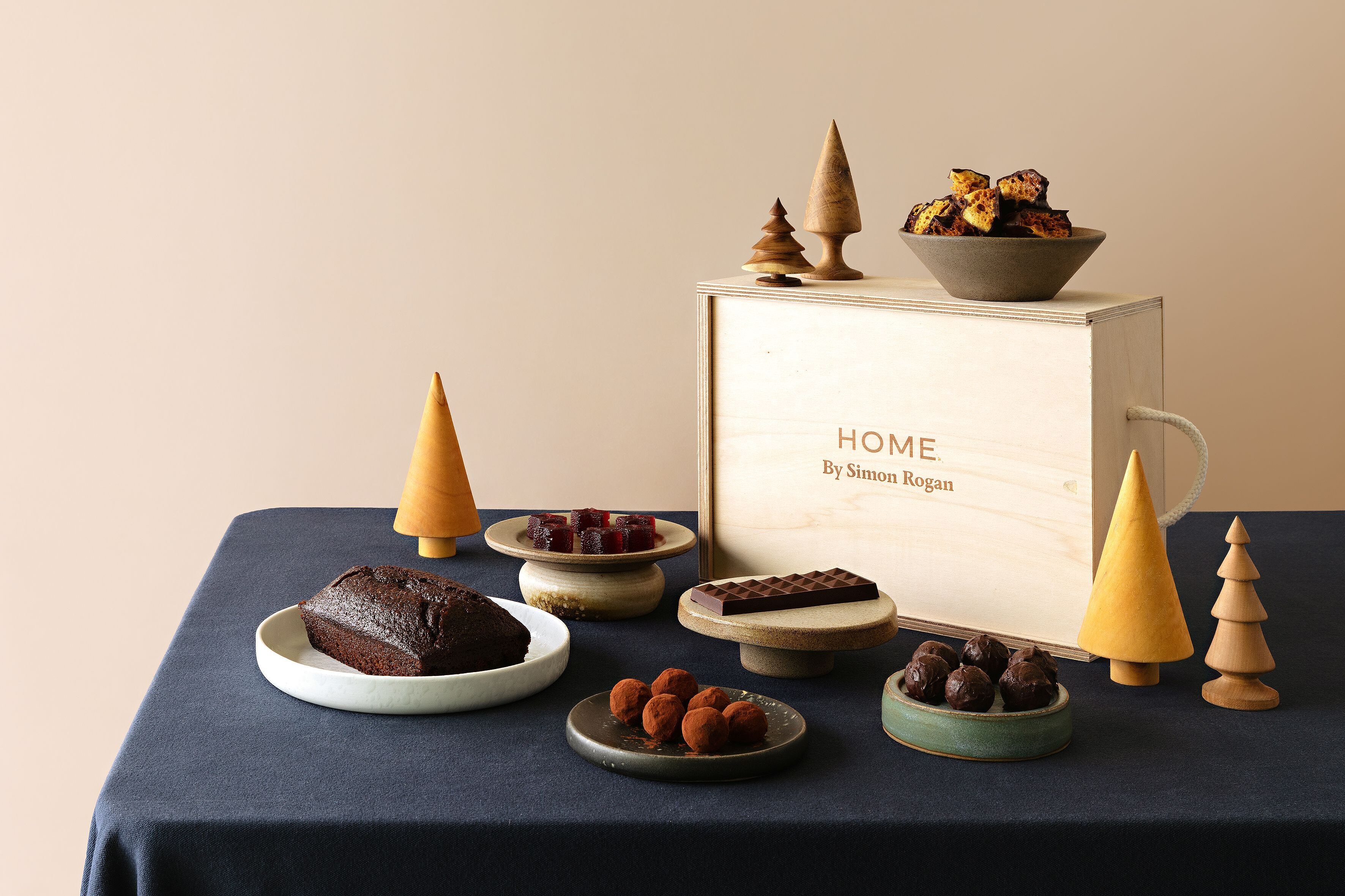 Nkc HOM Eby SR Christmas Hamper2026 Sweet Landscapejpg